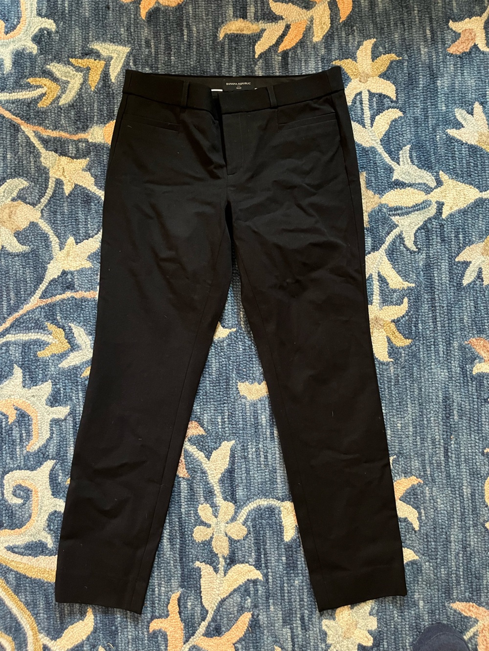 Black Slim high rise ankle pant - banana republic size 4